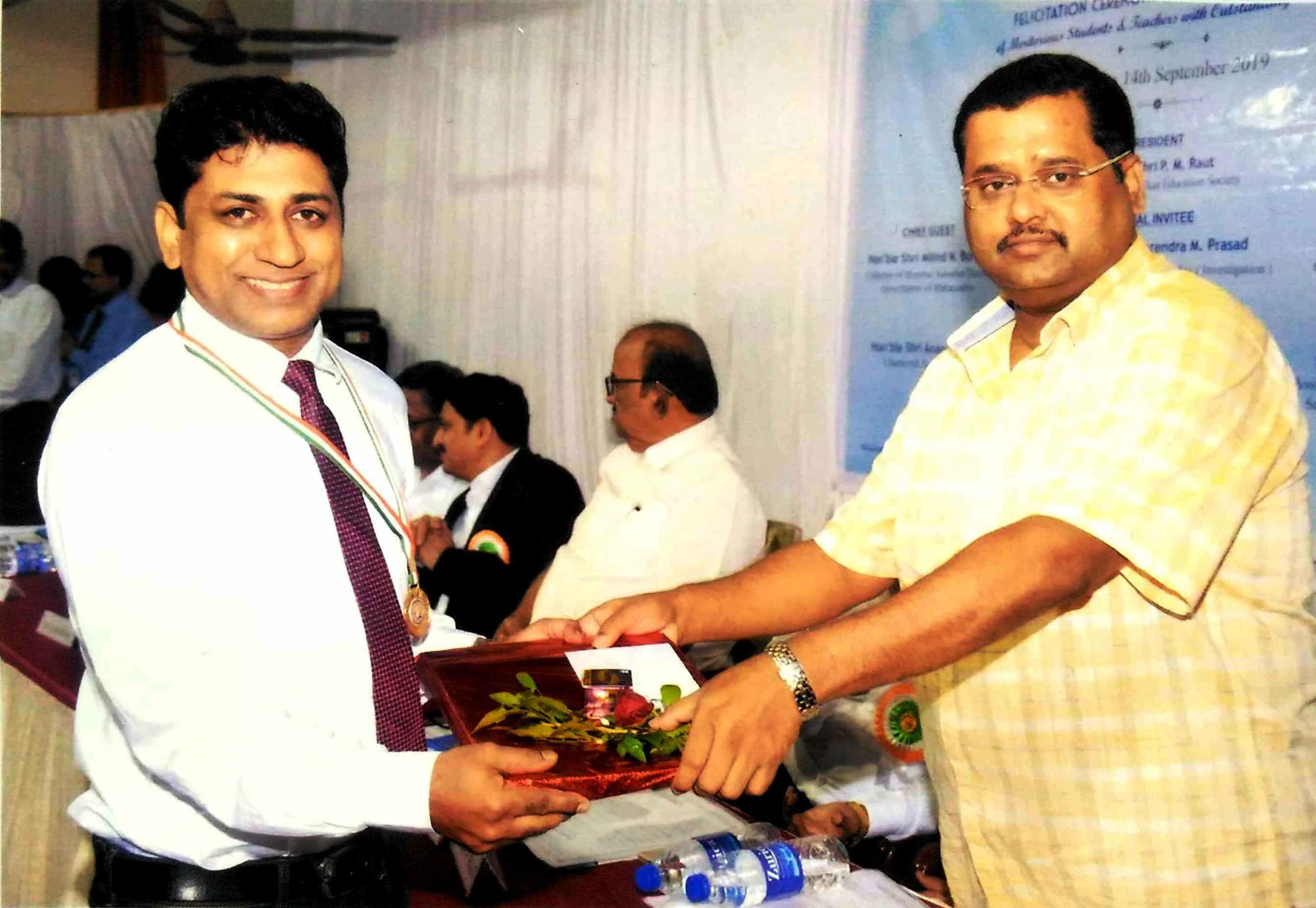 Felicitation Of Dr. V M Vaidya At Vikas College Vikhroli For Securing First Rank In MBA Degree Under YCMOU On 14th Sept 2019